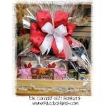 Oh Canada Deluxe Gift Basket